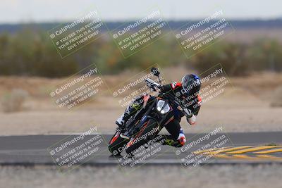 media/Sep-11-2022-SoCal Trackdays (Sun) [[81b7e951af]]/Turn 7 (1145am)/